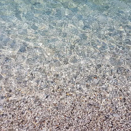 招待所 L'acquaviva